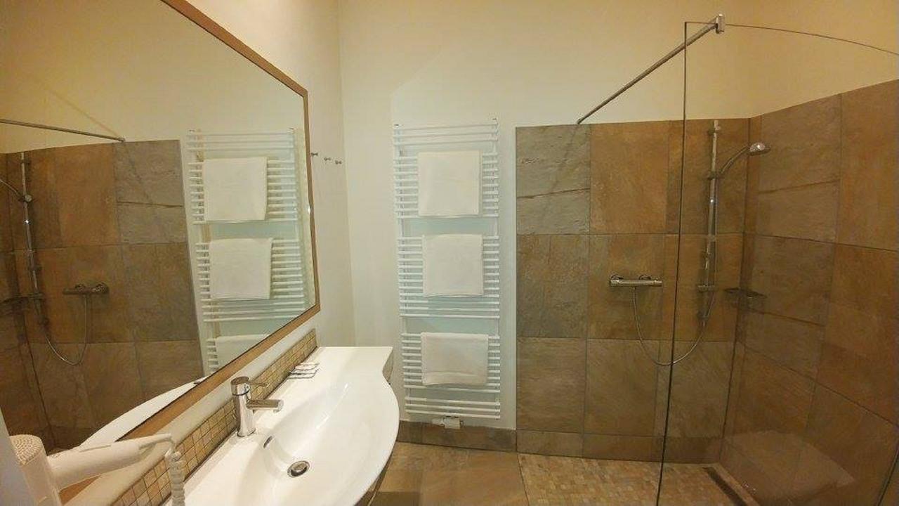 Weinhotel Rieder Poysdorf Eksteriør bilde